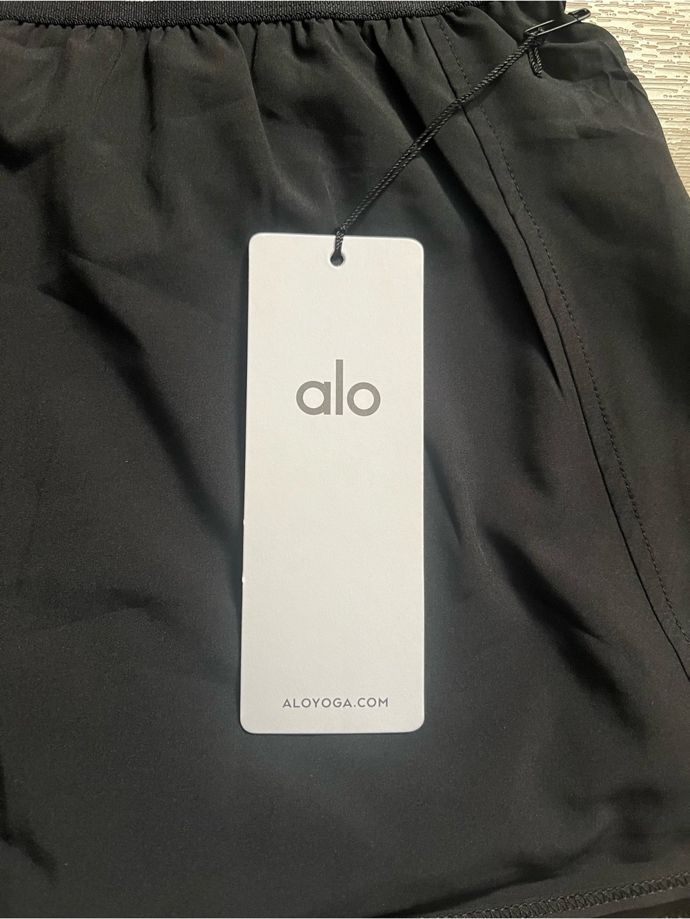 Alo Yoga Women’s Athletic Black Skirt/Skort - Size M - NEW - Picture 4 of 4